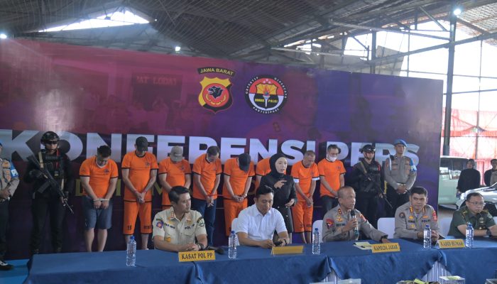 Kapolda Jabar Bongkar Judi Kasino Ilegal Berkedok Futsal dan Billiard di Bandung, 44 Orang Jadi Tersangka