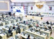 Rapat Paripurna DPRD Jawa Barat Pembukaan Masa Persidangan II Tahun Sidang 2025-2026 dan Penetapan AKD