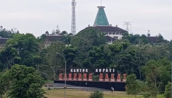 Peringati Hari Jadi ke-19, Bandung Barat Tetapkan Perbup Pondok Pesantren