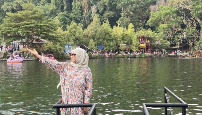 Menikmati Kejernihan Situ Cipanten, Lengkapi Liburan dengan Kuliner Lezat di Sigana Ayam Goreng Majalengka