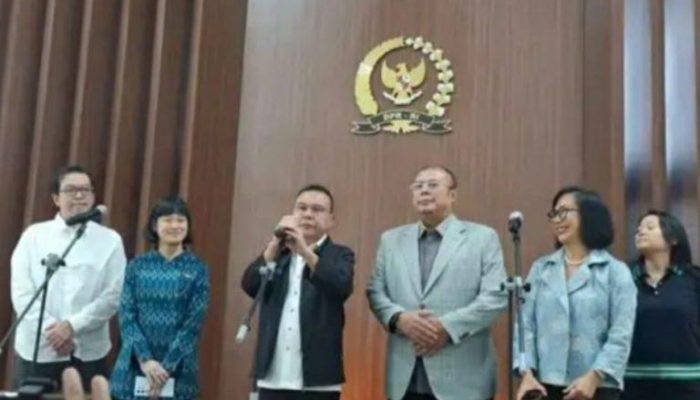 Komisi Ojol Resmi Turun Jadi 8 Persen, DPR RI Beri Apresiasi kepada GoTo dan Grab