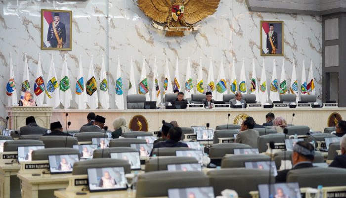 Pandangan Umum Fraksi DPRD Jabar Mengemuka dalam Pembahasan Dua Ranperda Prioritas