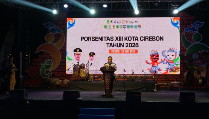 PORSENITAS XIII dan Pameran Produk Unggulan Daerah KUNCI BERSAMA Resmi Dibuka di Cirebon