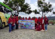 Keluarga Bahagia Pedamaran Jelajah Tebing Endikat Tanjung Sakti Pagaralam