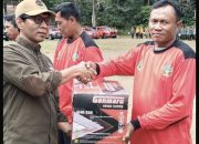 BPDAS Cimanuk Citanduy Perkuat Sinergi Pencegahan Karhutla, Serahkan 8 Alat Pemotong Rumput
