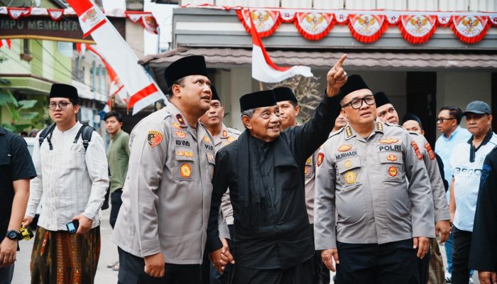 Jalin Komunikasi dan Kolaborasi Harmonis dengan Tokoh Agama, Wakapolda Jabar Silaturahmi ke Ponpes Cipasung