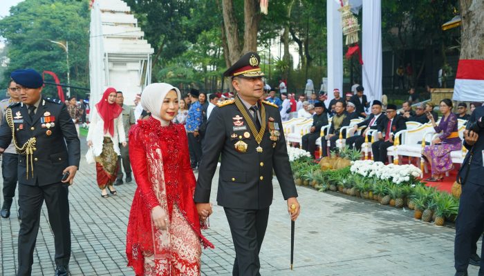 Kapolda Jabar Hadiri Upacara HUT Kemerdekaan RI Ke 81 di Gedung Sate, Puluhan Ribu Warga Antusias