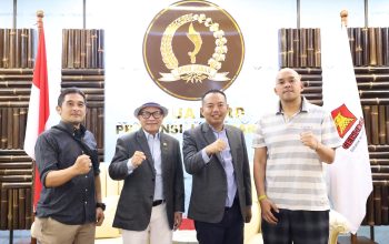 Buky Wibawa Dorong Penguatan Pembinaan Sepak Bola Usia Muda di Jawa Barat
