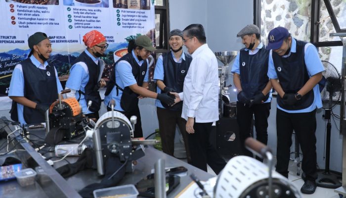 Kemnaker Dorong Pelatihan Vokasi Sesuai Kebutuhan Industri